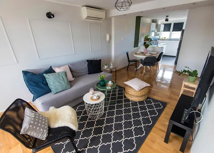 Lita Center Apartmán